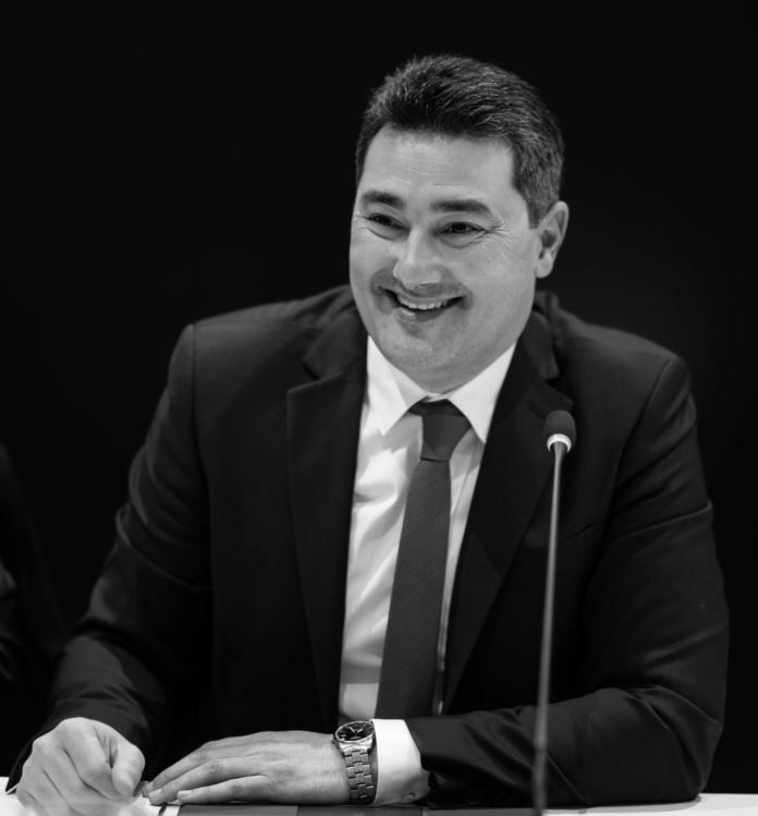 Portrait de Mr Moez Regayeg, directeur général adjoint. SOPAL
