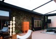 Design with Soul : la matière comme mémoire vivante À Casablanca, “Design with Soul” transforme l’espace en récit et le geste en émotion, révélant un design qui ne s’expose pas, mais se ressent.